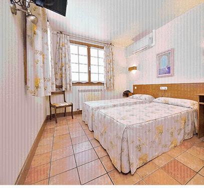 Hostal Lorentxo Olave Szoba fotó